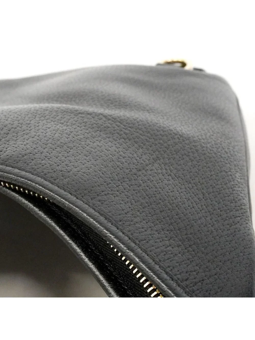 Gucci Shoulder Bag Abbey Leather Black Champagne Gold